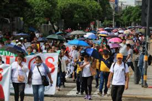 Pliego petitorio: Gobierno y  maestros urbanos optan por dialogar