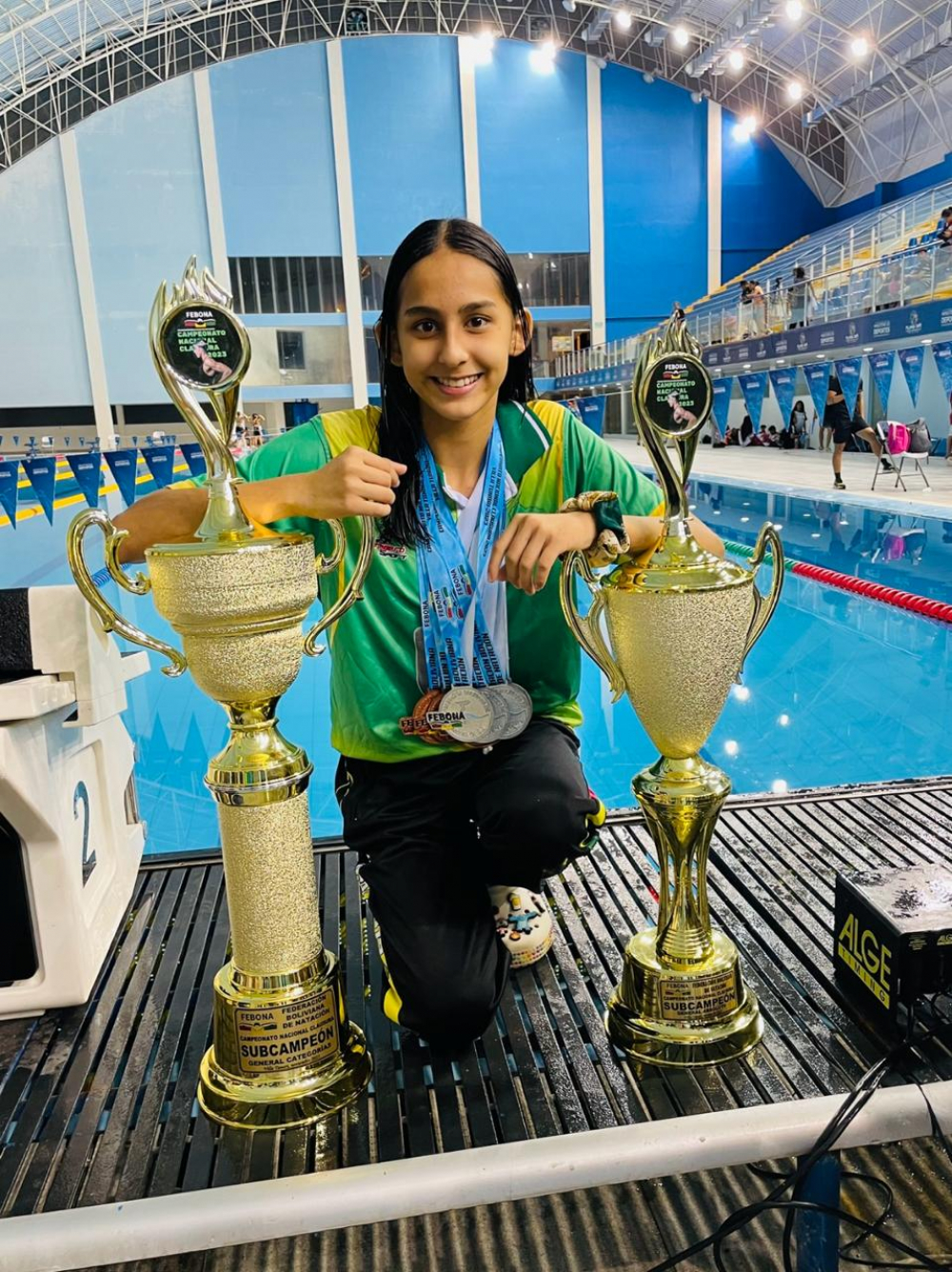 Melany Aimé Pardo Imbelloni, una joven promesa de la natación beniana que busca llegar a lo más alto