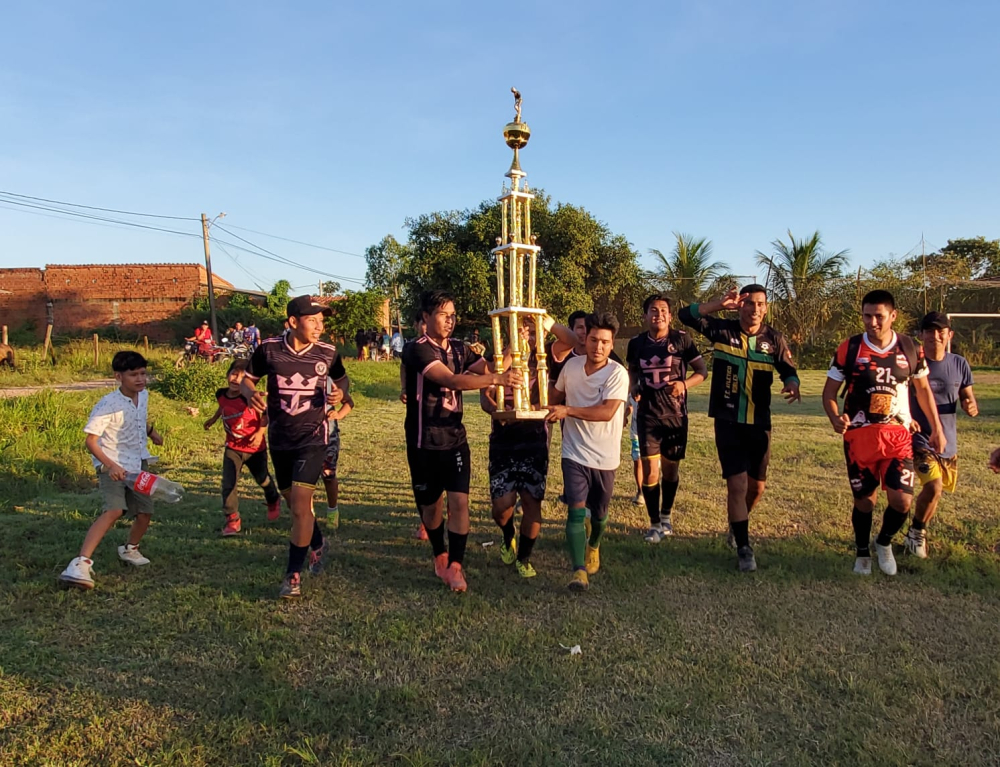 18 de Agosto se corona campeón de la Liga Millonaria de Fútbol