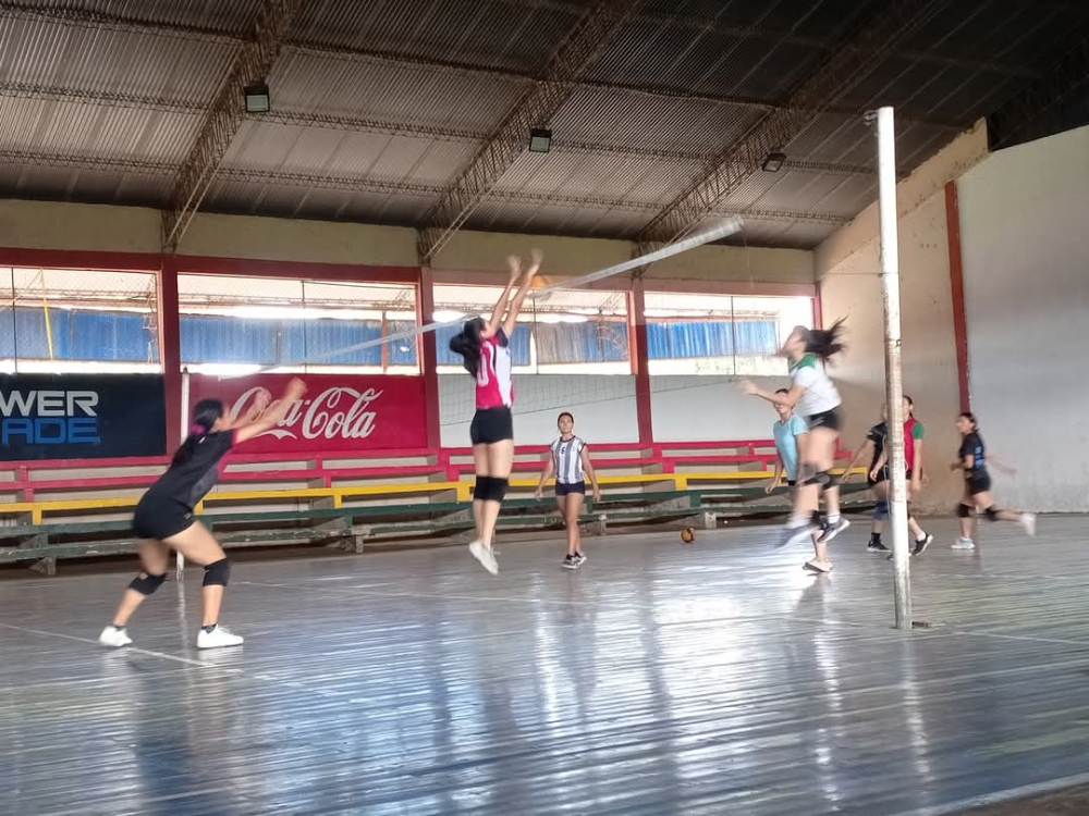 Trinidad inicia entrenamientos con miras al departamental de voleibol