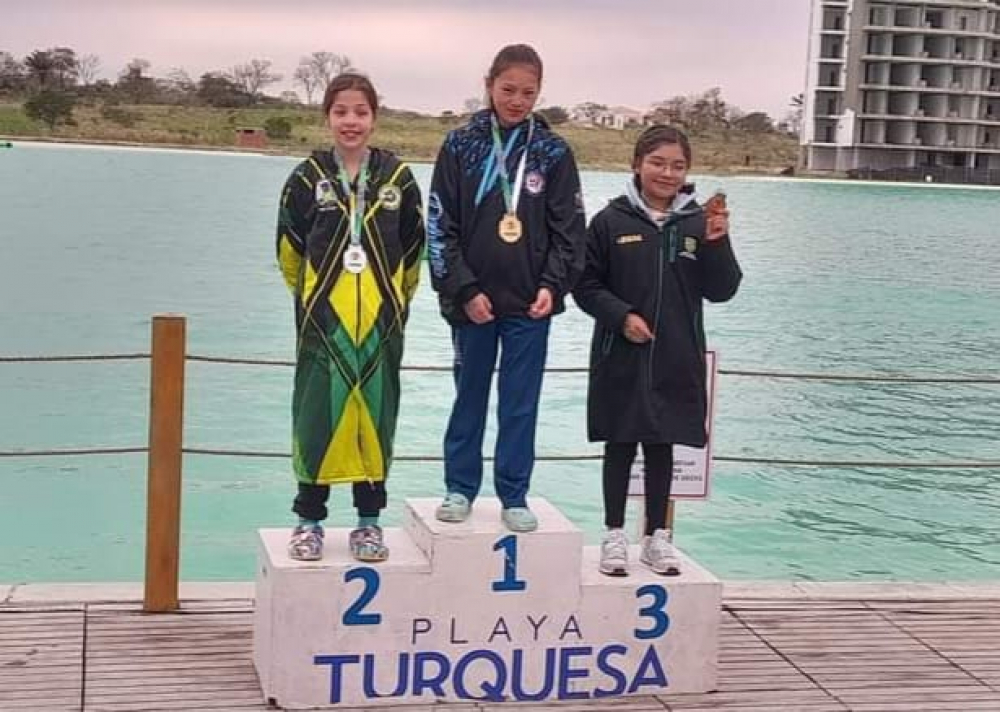 Náutico Trinidad MDFV brilla en Aguas Abiertas con 3 medallas