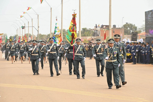 La gran parada  militar dinamizó  la economía local