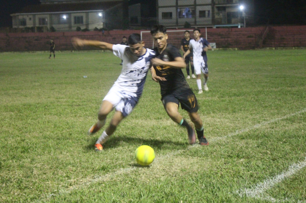 Mariscal Antonio José de Sucre y Rómulo Suárez en cuartos de final del torneo ‘Alzando Vuelo’