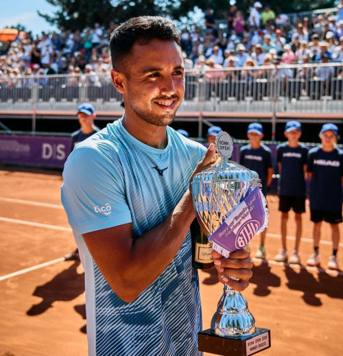 Hugo Dellien conquista su tercer título del año en el Bonn Open