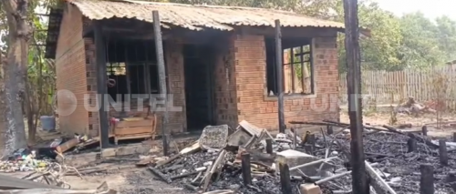 Al menos tres familias afectadas por un incendio que consumió dos viviendas en Pando