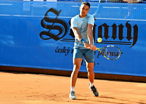 Hugo Dellien buscará el título del Svijany Open en Chequia ante el danés Moller