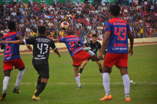 Copa Simón Bolívar: 3 de Febrero y 10 de Noviembre no se sacan ventaja