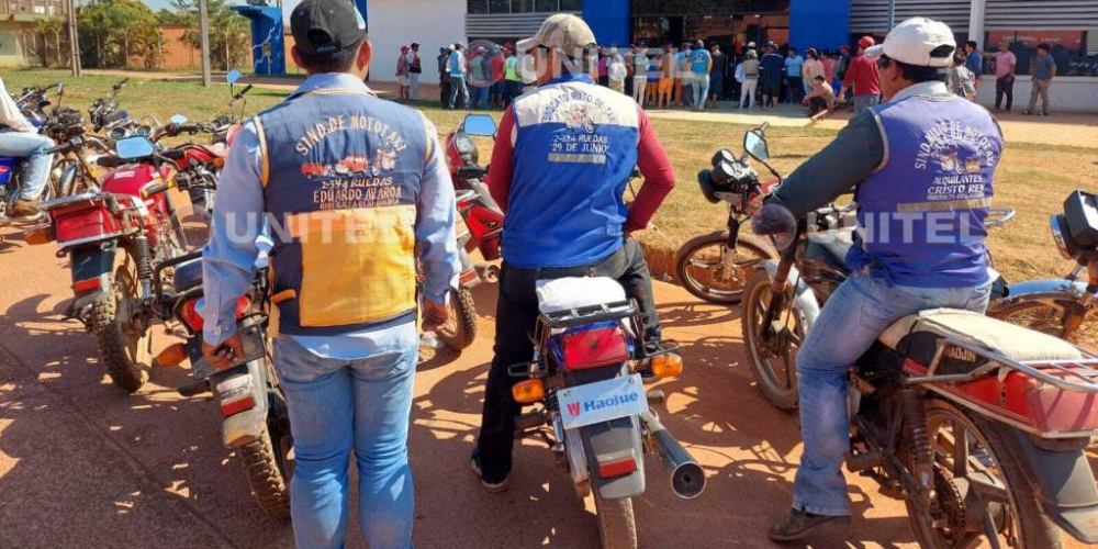 Mototaxistas de Riberalta  entran en emergencia por despunte de precios en  la canasta familiar