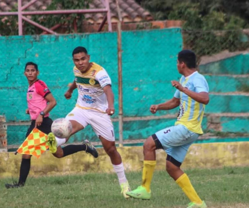 Alianza Beni se enfrenta a Moto Club en su primer partido de la Copa Simón Bolívar