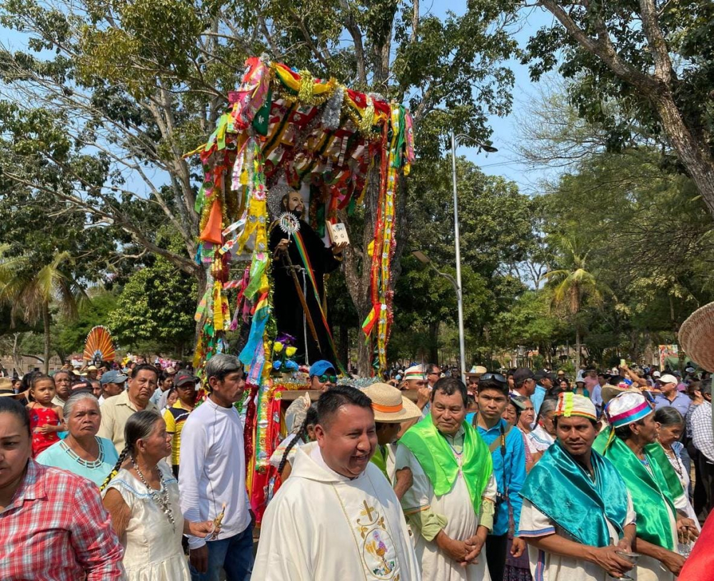 La Ichapekene Piesta Inasianuana  relució en San Ignacio de Moxos