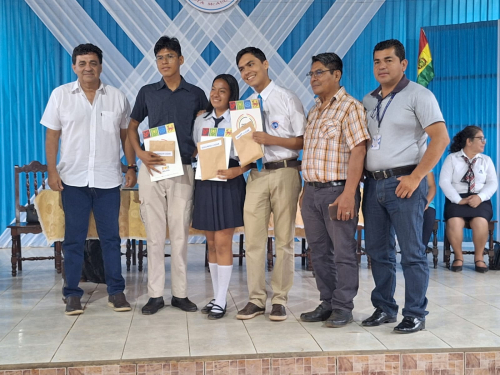 René Orlando Montaño, ganador de la Academia del Saber, ejemplo de excelencia educativa