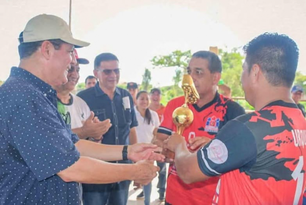 Concluye con éxito el campeonato de fútbol "Tito Egüez Rivero"