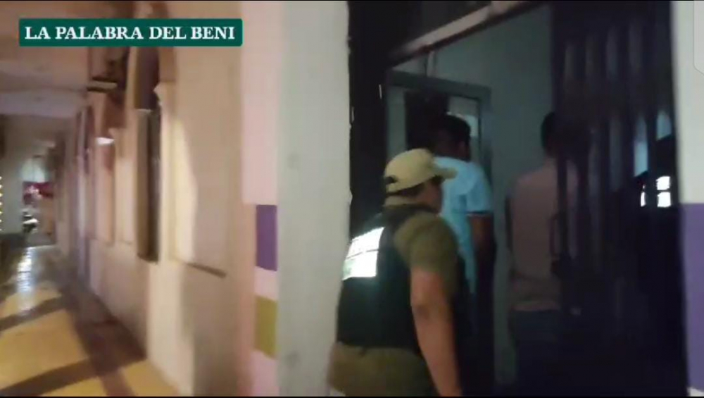 3 aparentes funcionarios de la subgobernación de Yacuma detenidos por presunta malversación de fondos