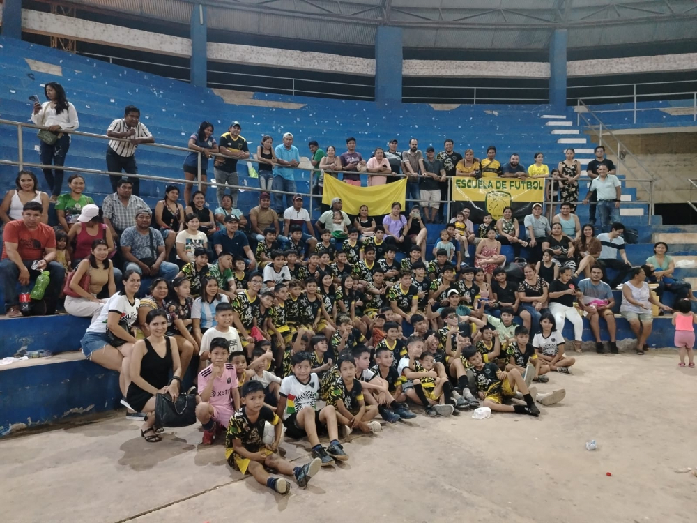 Escuela de Fútbol ‘Leones del Beni’ celebra su 2do aniversario formando campeones