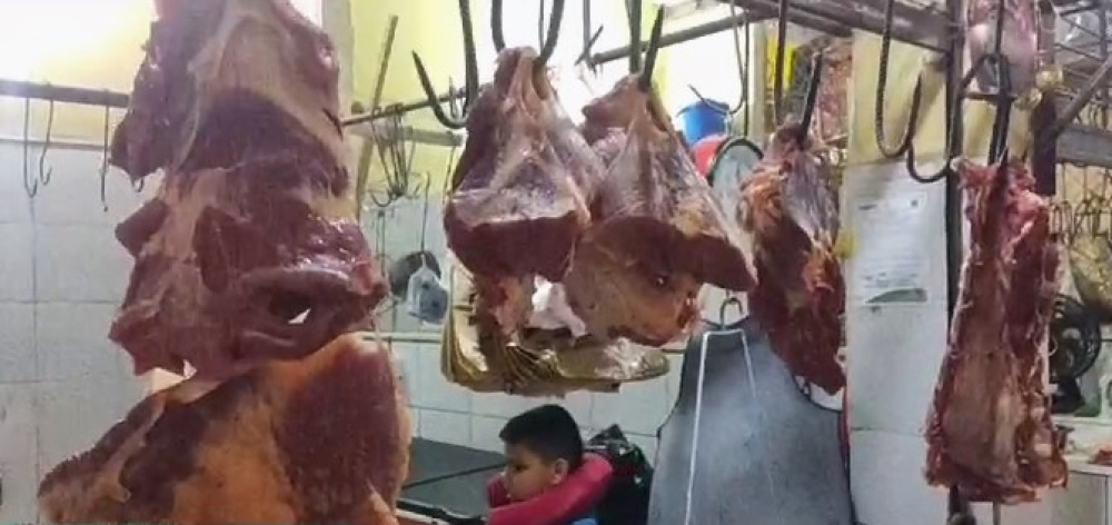 Aumento del precio de la carne de res, consumidores reclaman