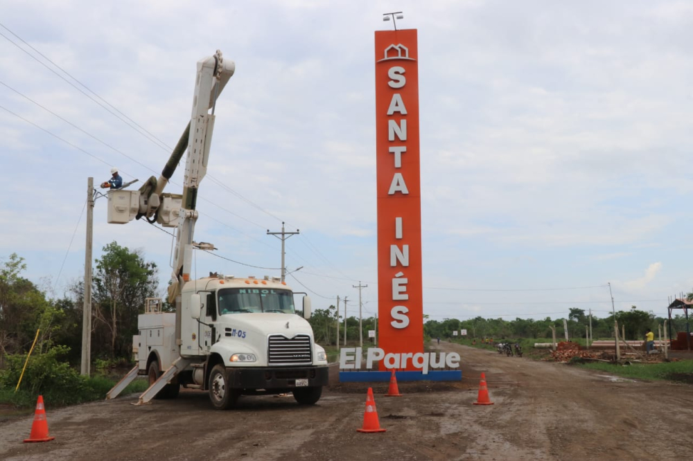 ENDE inicia obras de ampliación de la red eléctrica en Beni