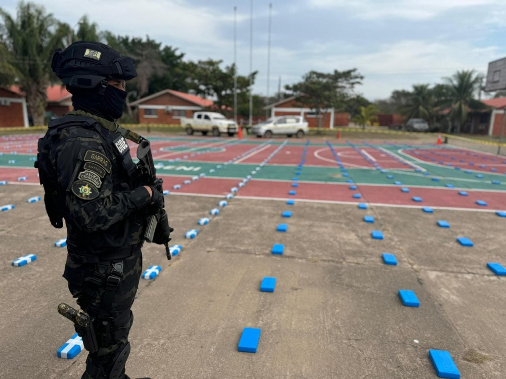 NARCOTRÁFICO EN BENI RECIBE DURO GOLPE: CASI  2 MILLONES DE DÓLARES EN DROGAS INCAUTADAS