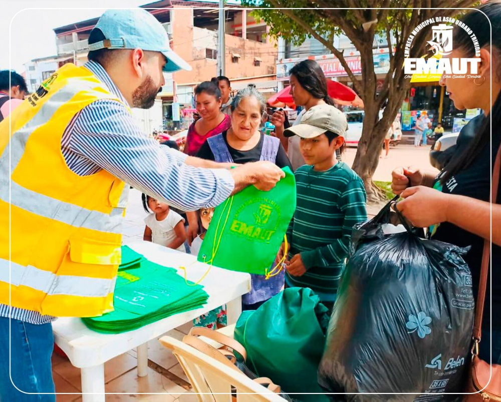 Feria del Desembólsate en  el Día Internacional Libre  de Bolsas de Plástico