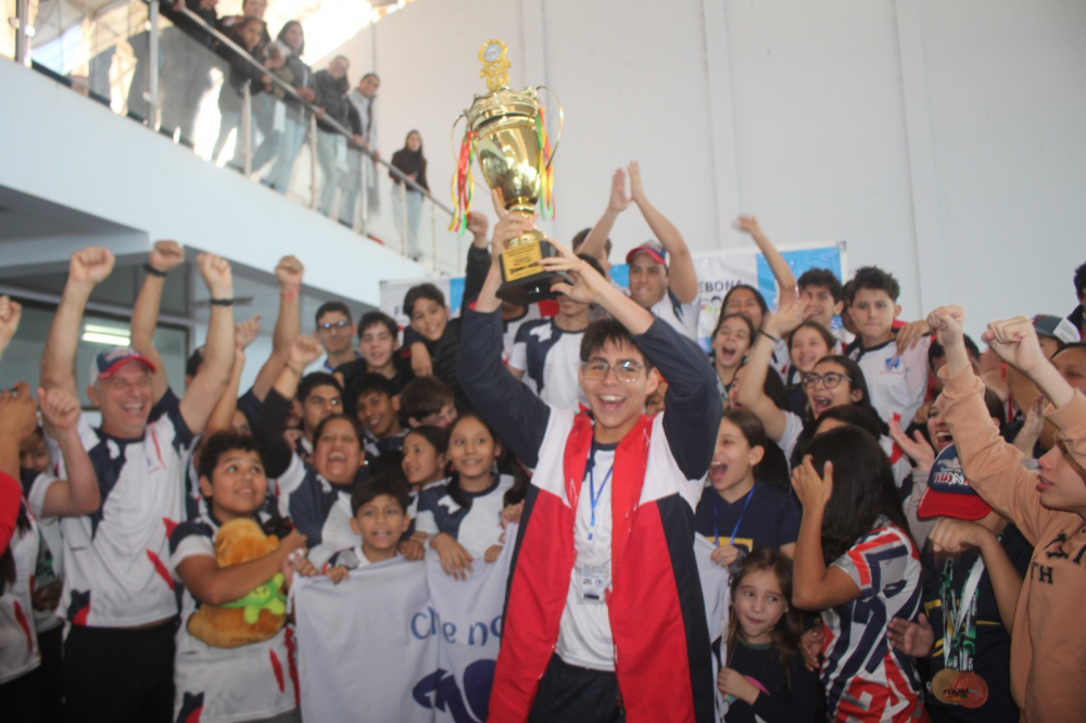 Titanes del Beni sube al podio nacional en la Liga A de natación