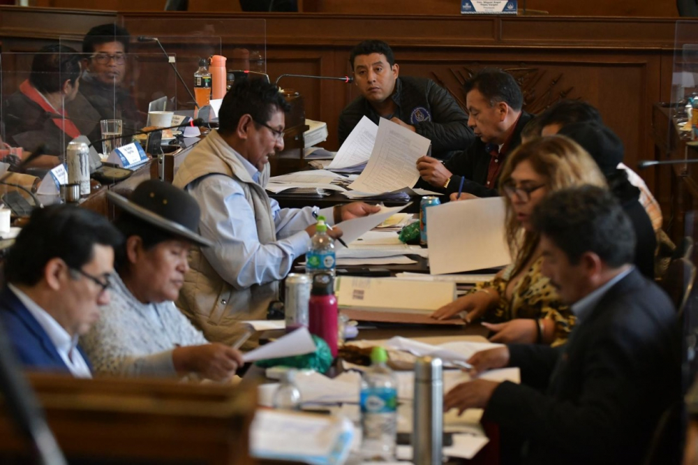 SALA CONSTITUCIONAL DEL BENI SUSPENDE EN  TIEMPO RÉCORD LAS ELECCIONES JUDICIALES