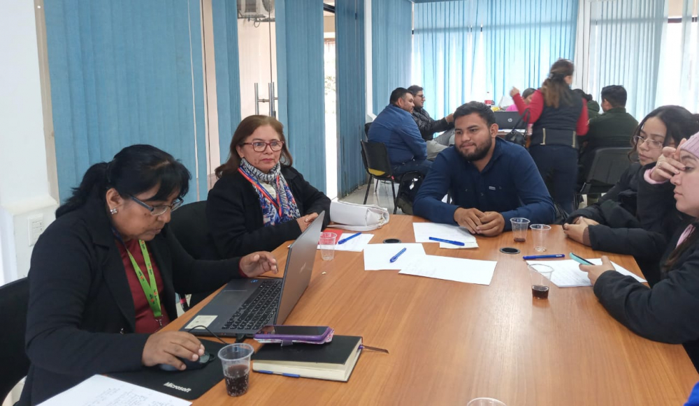 Biblioteca Central de la  UAB impulsa programas  en las cárceles del Beni