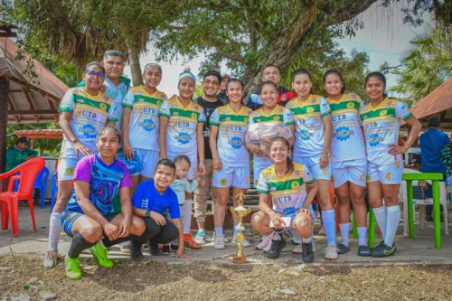 Gloria para Alianza Beni: campeonas y líderes del fútbol femenino