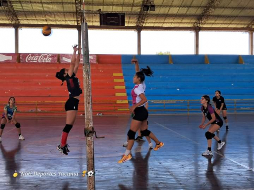 Selección del Beni con preparación intensa para el reto nacional de voleibol en Cochabamba