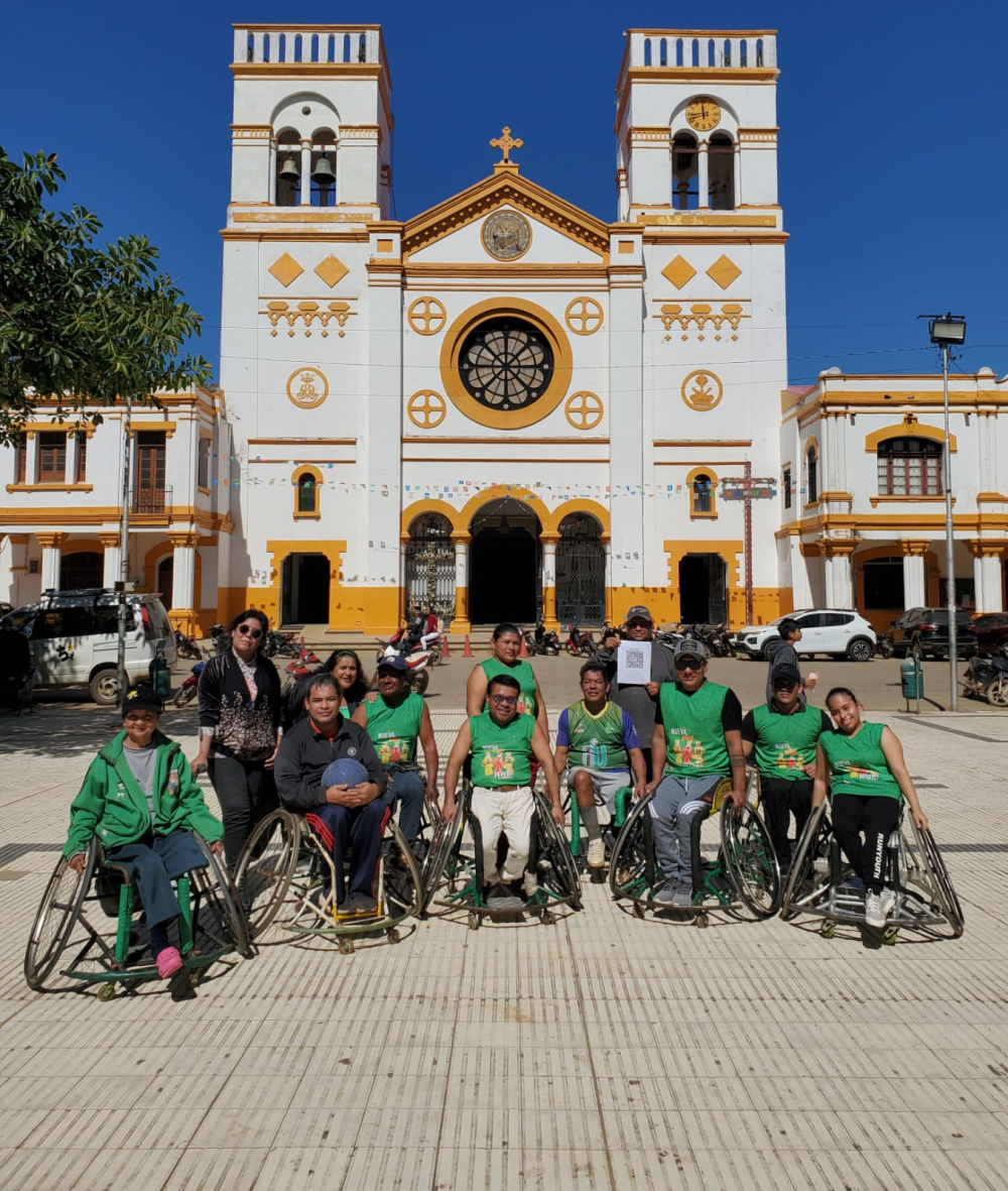 Básquetbolistas en silla de ruedas piden apoyo para viajar al nacional