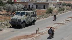 Israel ataca tanques en el sur de Siria mientras las fuerzas gubernamentales se enfrentan a las milicias drusas