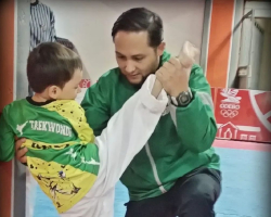 Leonardo Mendieta entrena con la élite del taekwondo en Sucre