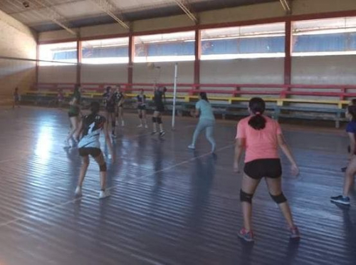 Trinidad alista el mejor talento para el departamental de voleibol