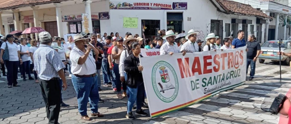 Maestros Urbanos se suman a protestas contra la ‘jubilación forzosa’ y anuncian defensa del escalafón del magisterio