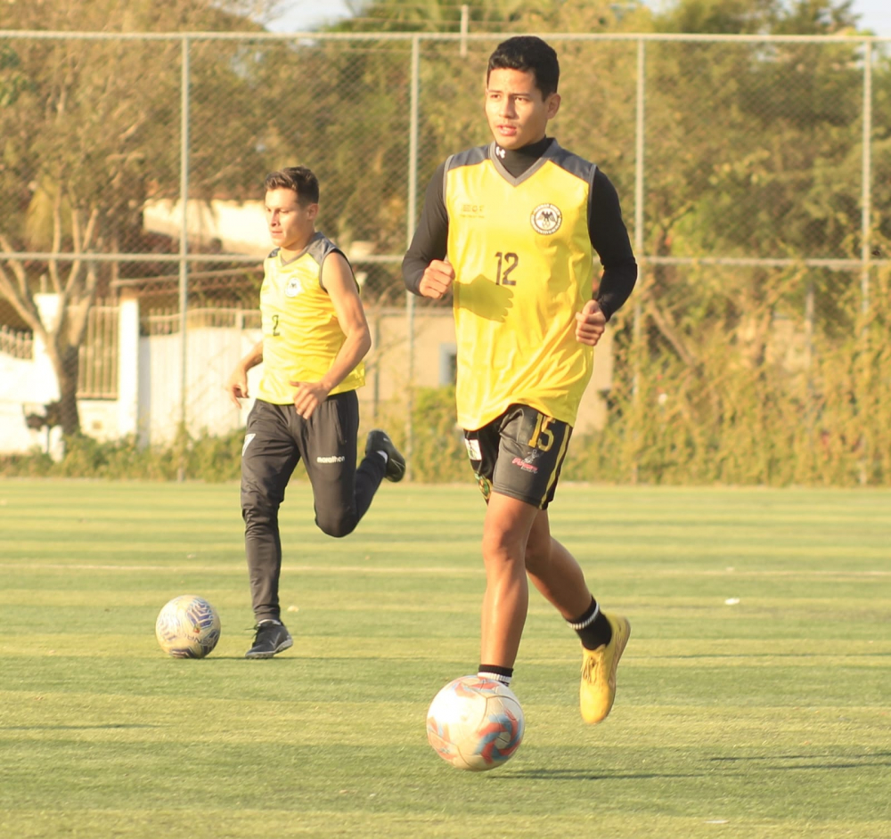 Germán Busch enfoca sus entrenamientos en la Simón Bolívar