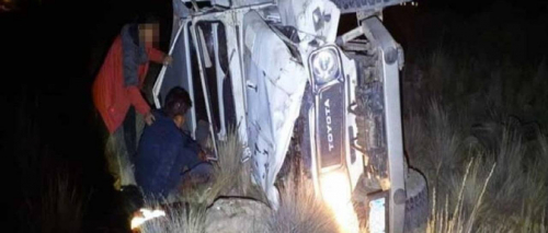 Hombre queda herido de gravedad tras desafiar al tren en Uyuni a bordo de su camioneta
