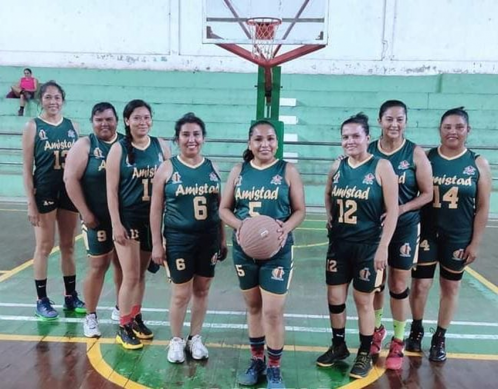 ¡Vuelve la Emoción! cuatro encuentros de básquetbol sénior