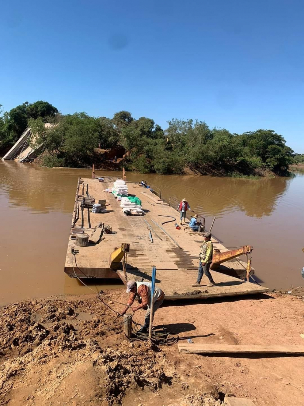 Gobierno: ‘faltó mantenimiento preventivo’  en el puente desplomado de Santa Ana