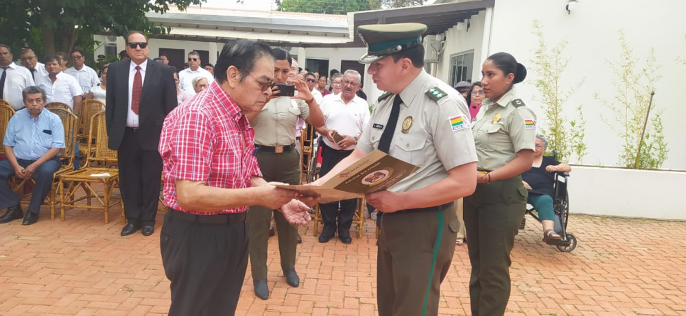 Celebran el Día del Policía Jubilado y entregan reconocimientos en Trinidad