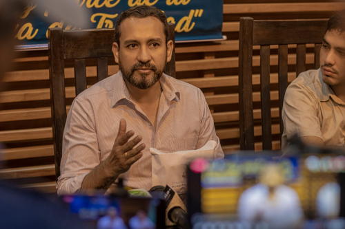 Alcalde Cámara desmiente acusaciones del  diputado Céspedes: "Es una guerra sucia"