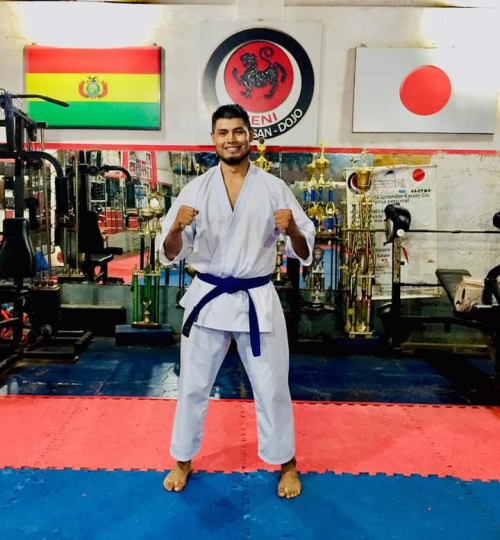 Daniel Guarena, discípulo de Nagao San Dojo, listo para el Sudamericano de Karate