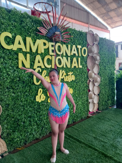 Día Mundial del Síndrome de Down: Carla Andrea Landívar Arteaga, abanderada del Beni