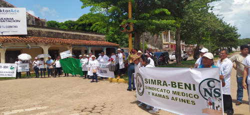 Profesionales en salud paran en Beni contra  ley que los obliga a jubilarse a los 65 años