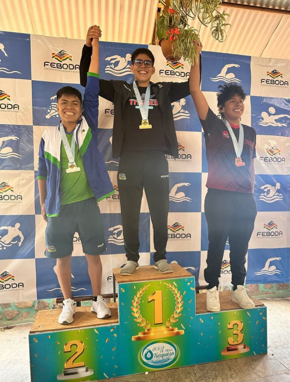 Santiago Castedo, el titán beniano que domina las Aguas Abiertas