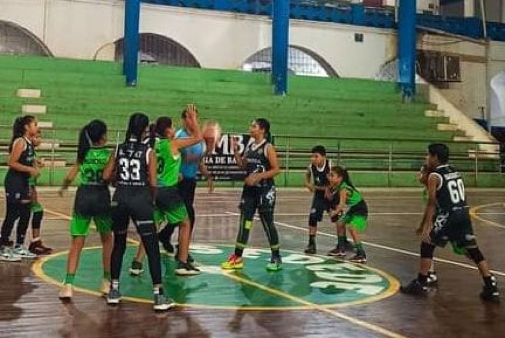 Academia Mamba y Cedro A inician la fecha 4 del básquetbol categoría menores