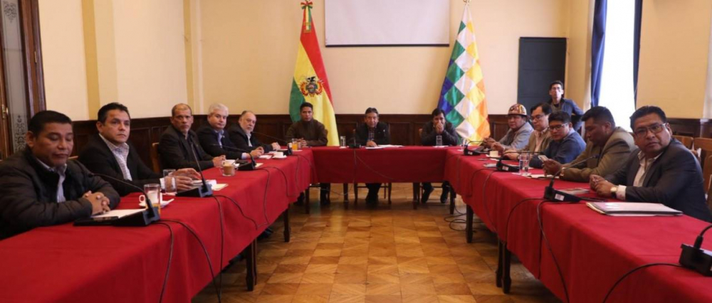 Reunión entre Choquehuanca y los jefes de bancada para buscar una salida a las elecciones judiciales