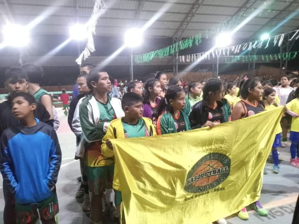 San Borja y Santa Rosa promueven el básquetbol