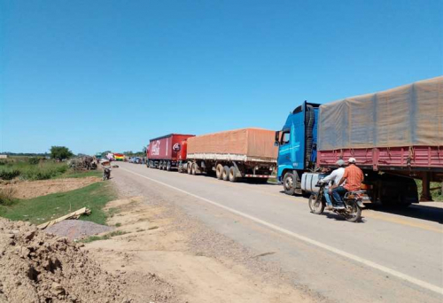 Agropecuarios de Marbán deciden  bloqueo de la ruta a Santa Cruz,  afectando nuevamente a Trinidad