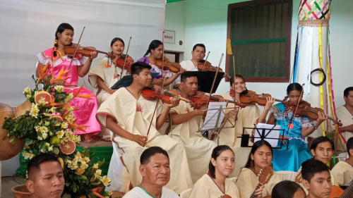 El IFA “Arnaldo Lijeron” rescata tradiciones mojeñas en homenaje a la Santísima Trinidad