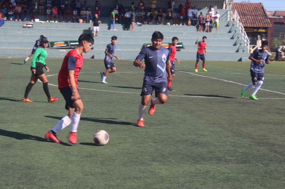 Torneo ‘Alzando Vuelo’ clasifica a dos de cada grupo y dos mejores terceros