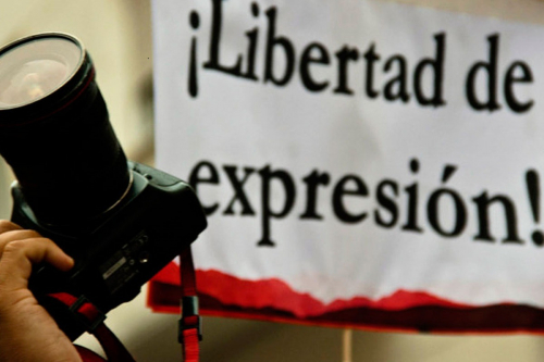 En el día mundial de la libertad de prensa, periodistas ratificaron que harán respetar el derecho a informar.