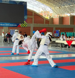 Karatecas benianos destacan con 5 oros en torneo nacional WKF – KYOKUSHIN